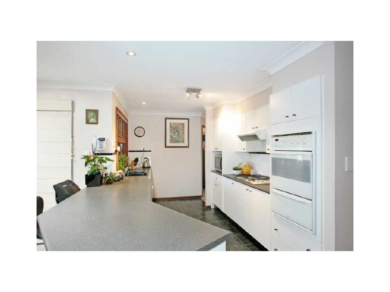 12 Sanctuary Place, Bateau Bay NSW 2261