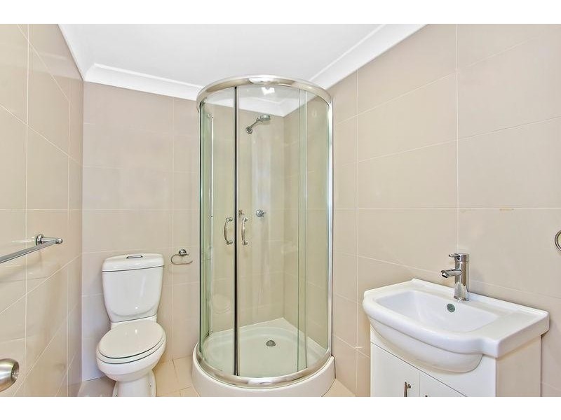 16 Sierra Avenue, Bateau Bay NSW 2261