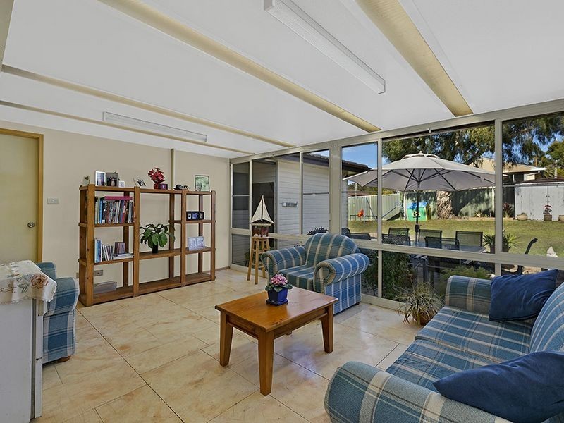 129 Eastern Road, Bateau Bay NSW 2261