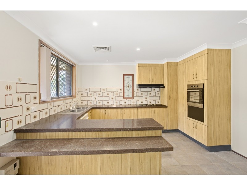 10 Parkview Place, Bateau Bay NSW 2261