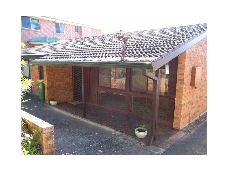 34 Noorong Avenue, Forresters Beach NSW 2260