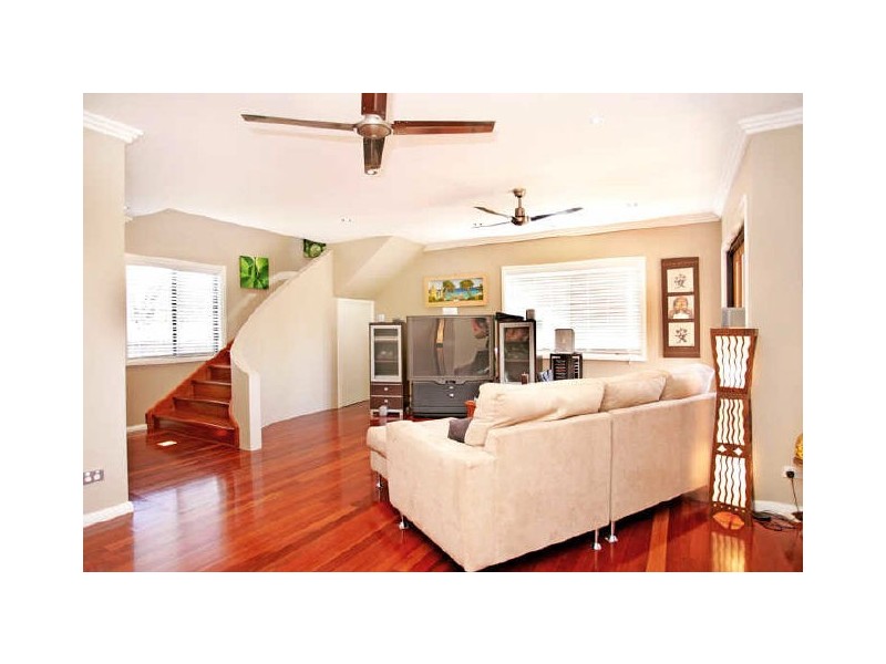 5 Carlyon Street, Killarney Vale NSW 2261