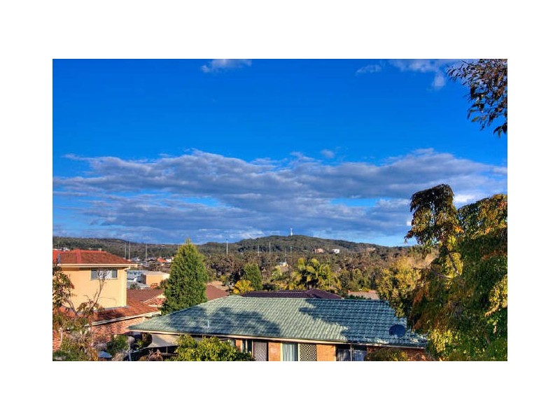 247 Cresthaven Avenue, Bateau Bay NSW 2261