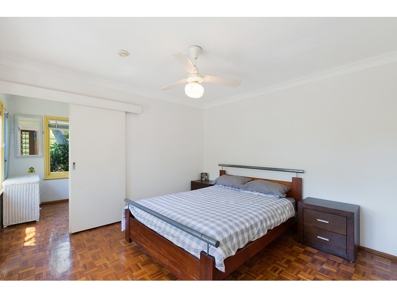 69 Lakin Street, Bateau Bay NSW 2261