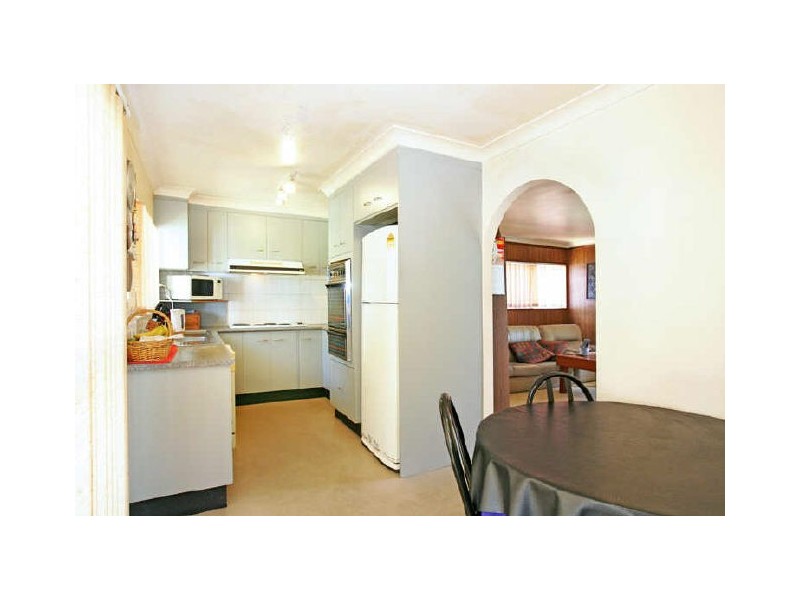 20 Berne Street, Bateau Bay NSW 2261