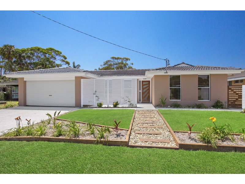 3 Jean Albon Place, Long Jetty NSW 2261