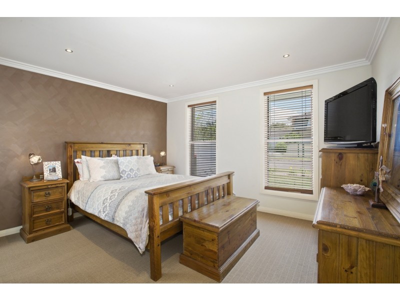 3 Jean Albon Place, Long Jetty NSW 2261