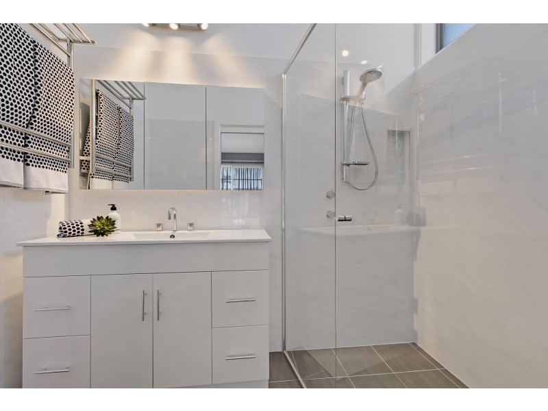 20 Barramundi Place, Bateau Bay NSW 2261