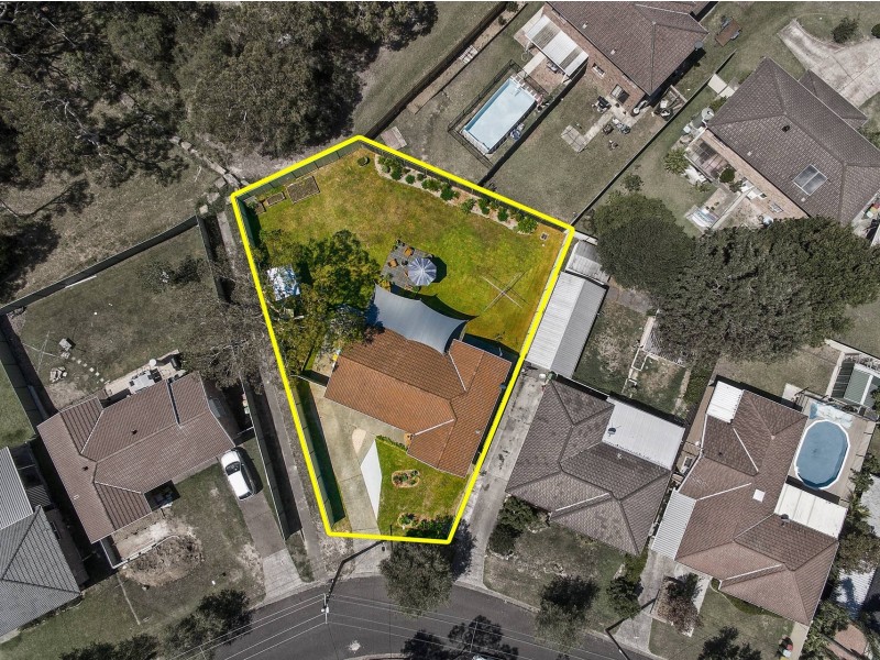 22 Cynthia Street, Bateau Bay NSW 2261
