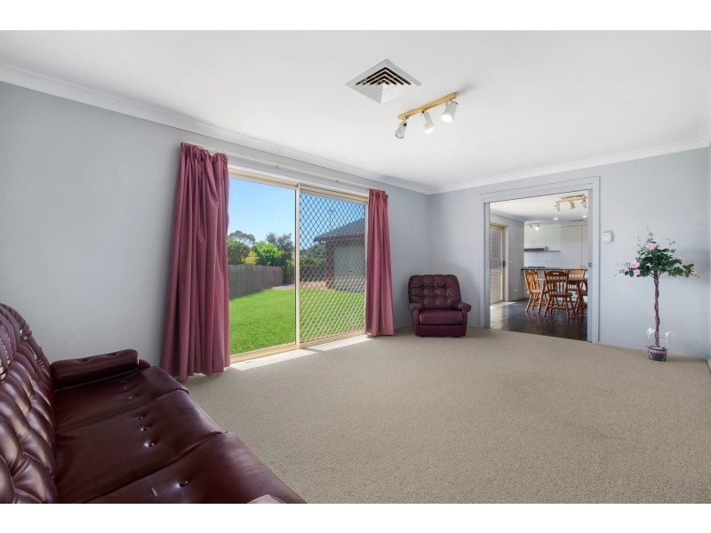 5 Supply Close, Bateau Bay NSW 2261