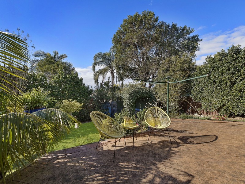 40 Promenade Avenue, Bateau Bay NSW 2261