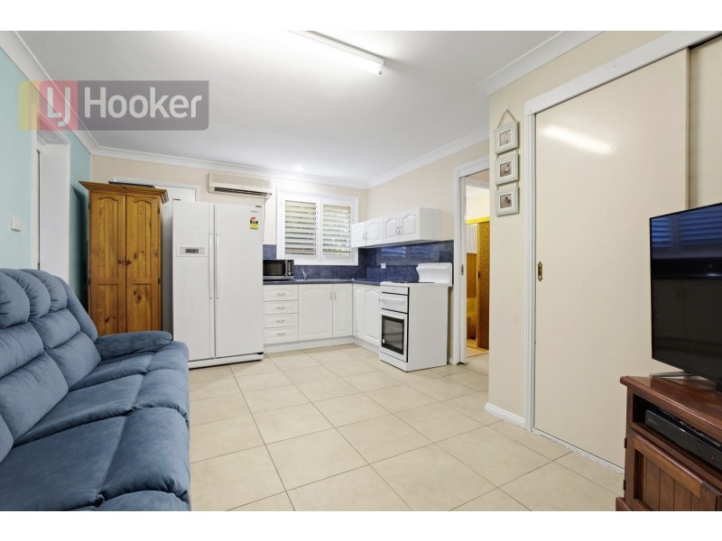 5 Walch Avenue, Bateau Bay NSW 2261