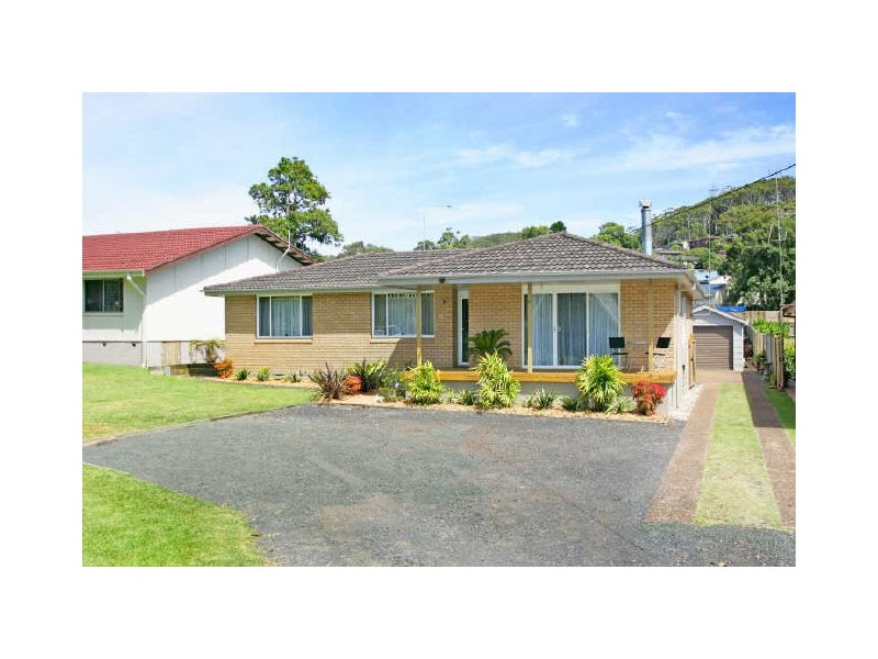 16 Tall Timbers Road, Wamberal NSW 2260