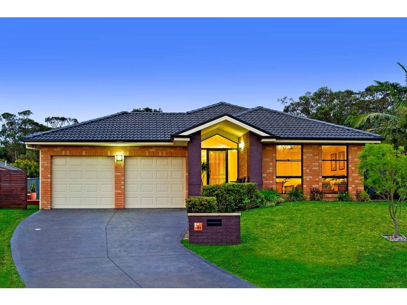 43 Bataan Cct, Bateau Bay NSW 2261