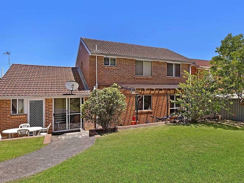 33 Belford Avenue, Bateau Bay NSW 2261