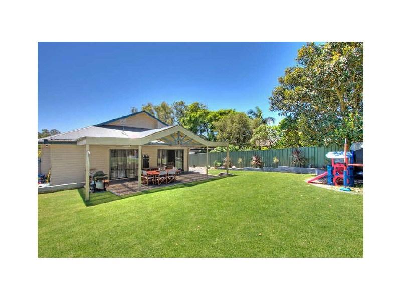 50 Lindsay Street, Long Jetty NSW 2261