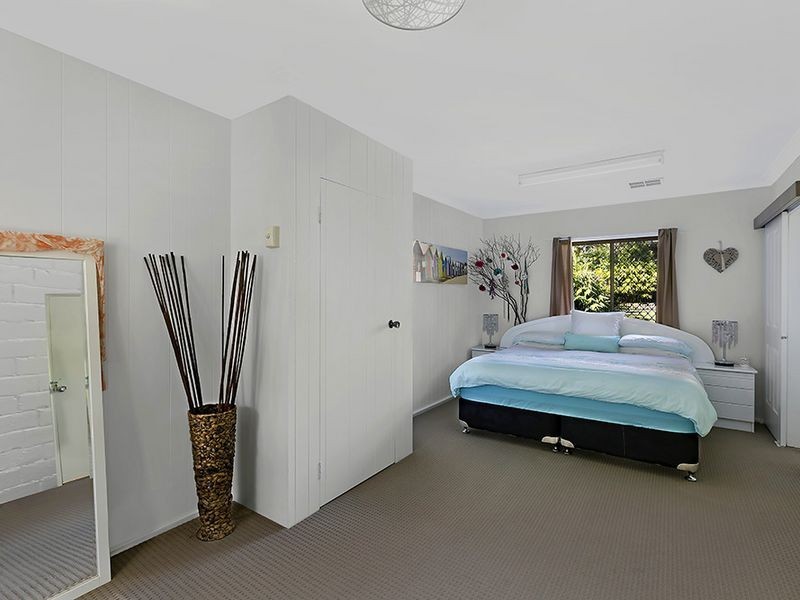 56 Bias Avenue, Bateau Bay NSW 2261