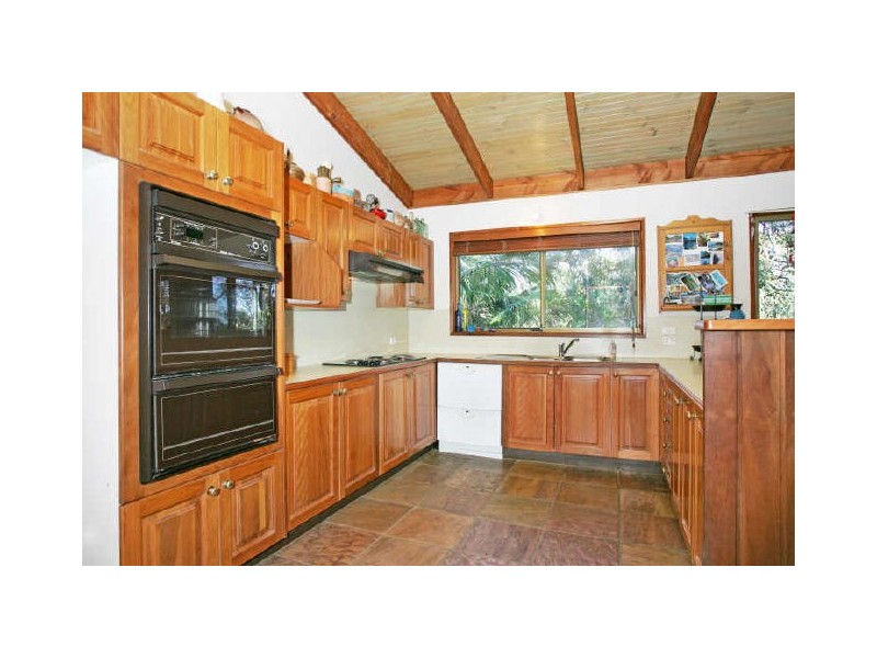 20 Northview Drive, Bateau Bay NSW 2261