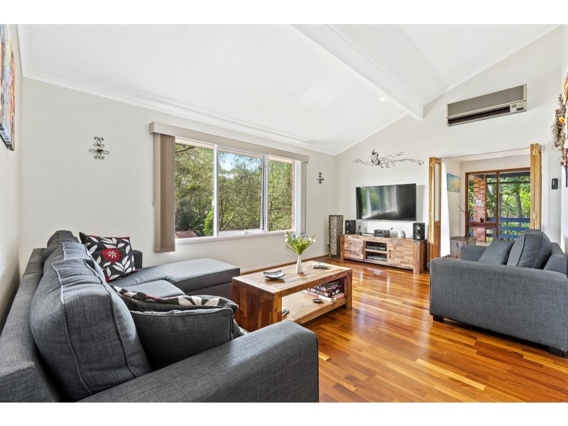 31 Shakespeare Avenue, Bateau Bay NSW 2261