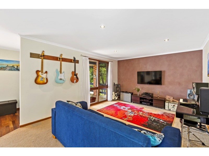 31 Shakespeare Avenue, Bateau Bay NSW 2261