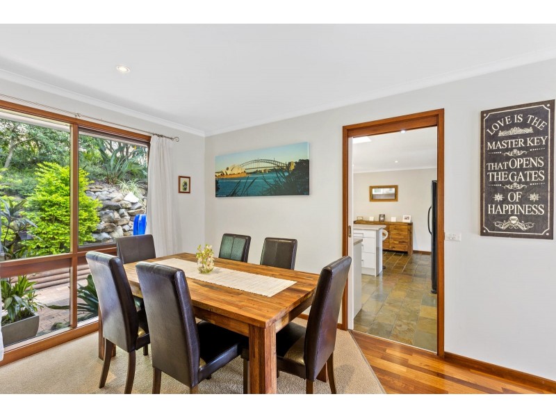 31 Shakespeare Avenue, Bateau Bay NSW 2261