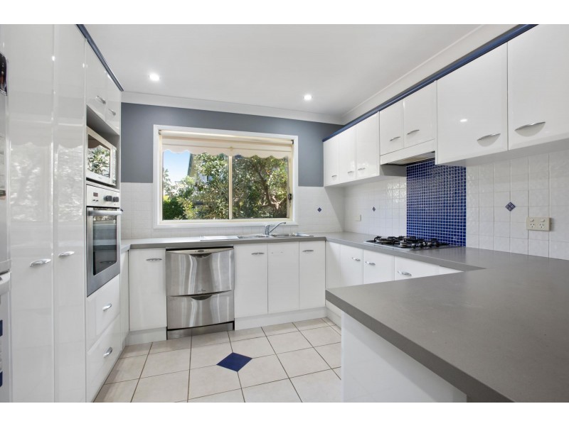 2/123-125 Bay Road, Blue Bay NSW 2261