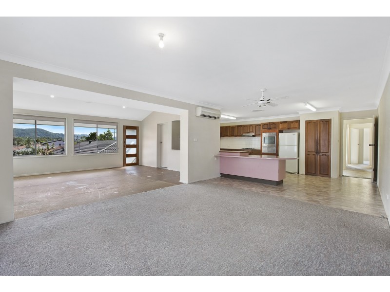 66 Rotherham Street, Bateau Bay NSW 2261