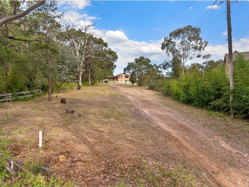 85 Eastern Road, Bateau Bay NSW 2261
