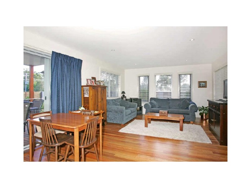 29a Bateau Bay Road, Bateau Bay NSW 2261