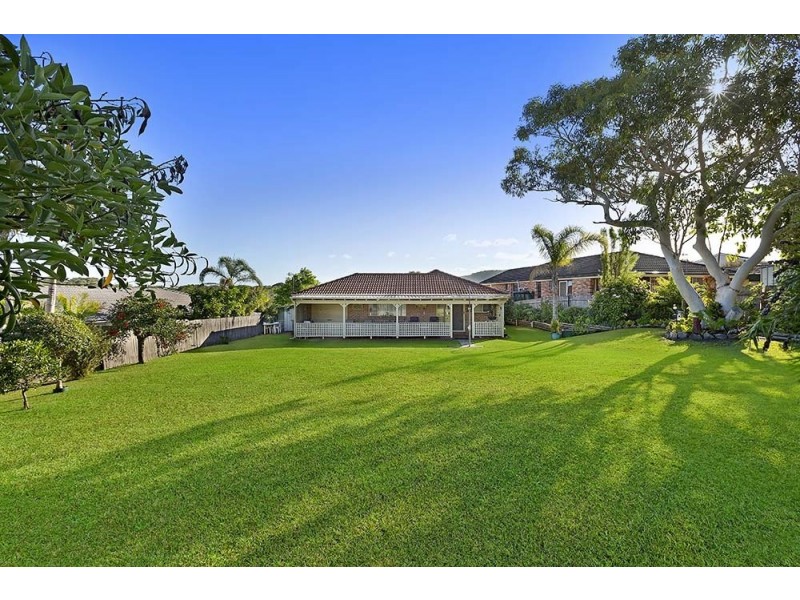 24 Bolton Street, Bateau Bay NSW 2261