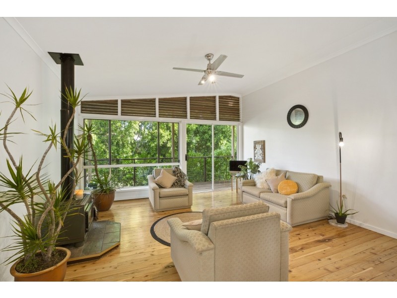 12 Barry Street, Bateau Bay NSW 2261