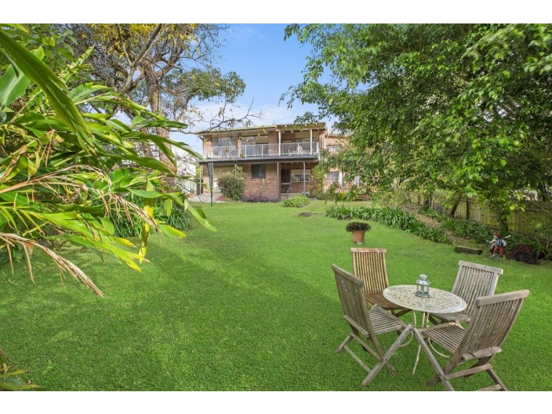 12 Barry Street, Bateau Bay NSW 2261