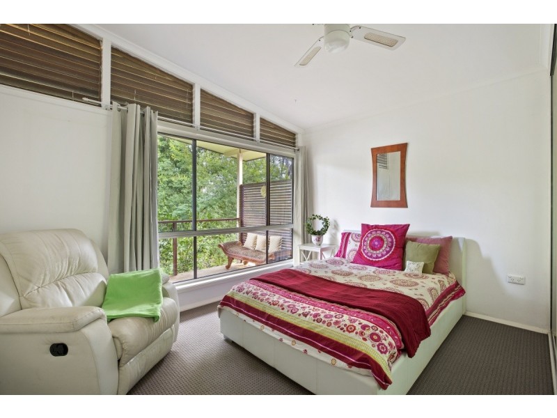 12 Barry Street, Bateau Bay NSW 2261