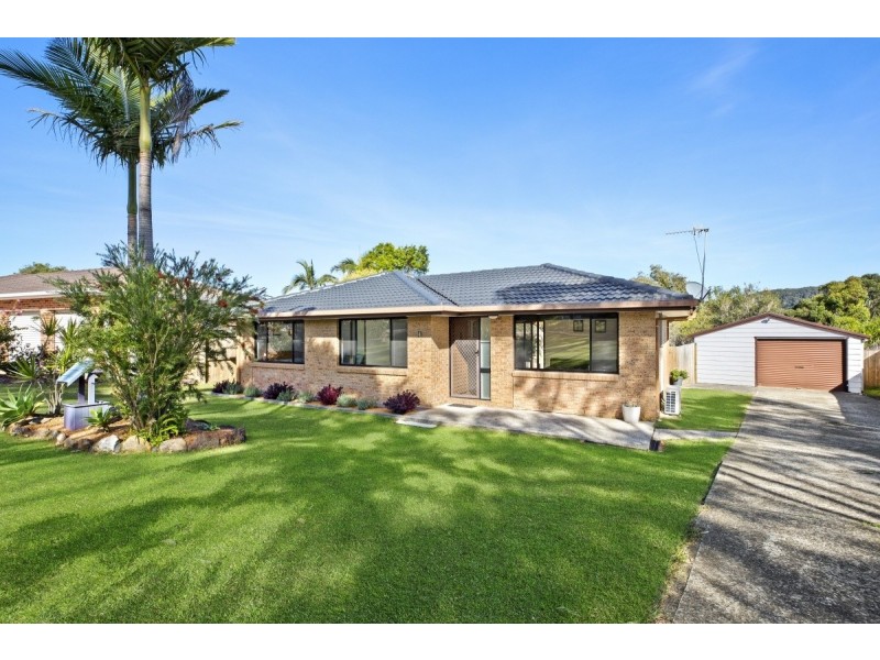 4 Annie Close, Bateau Bay NSW 2261