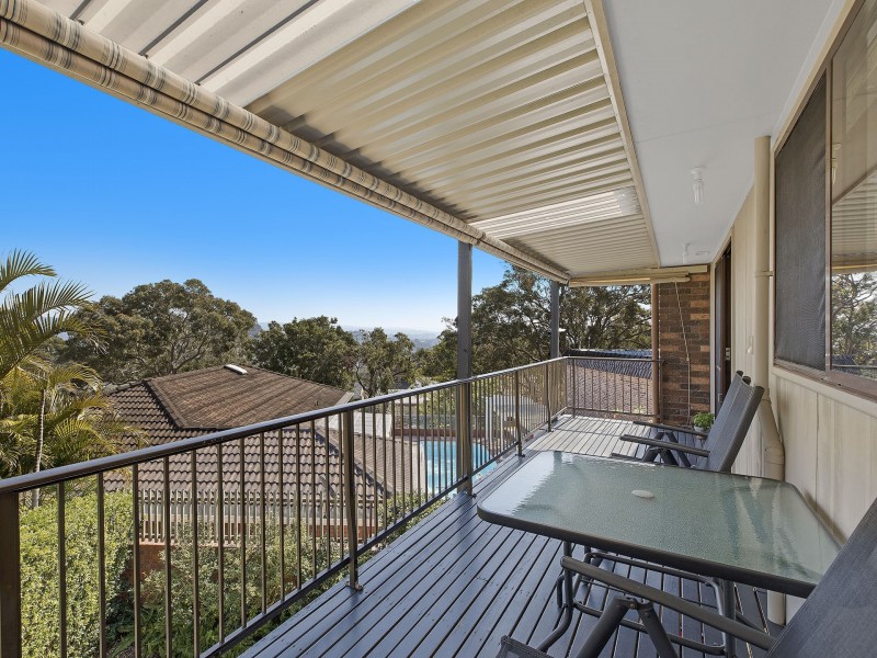 9 Rickard St, Bateau Bay NSW 2261