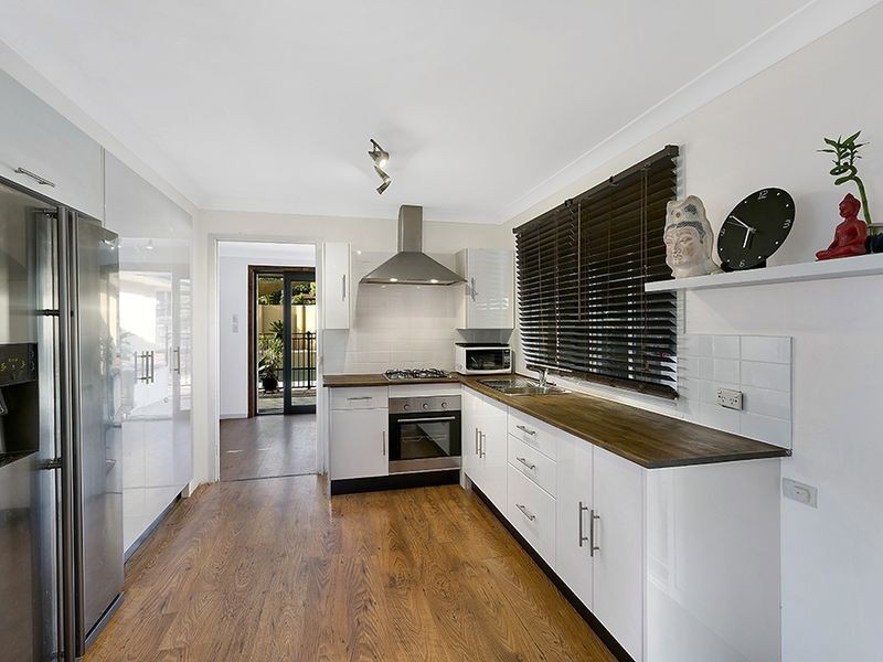 16 Cynthia Street, Bateau Bay NSW 2261