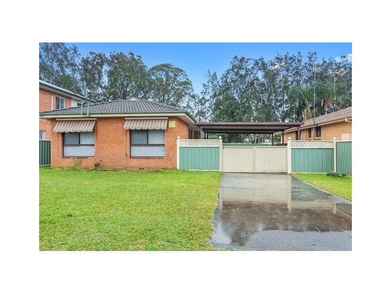 23 Blenheim Avenue, Berkeley Vale NSW 2261