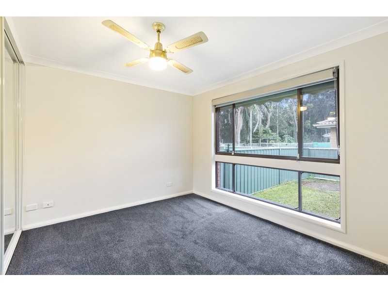 23 Blenheim Avenue, Berkeley Vale NSW 2261