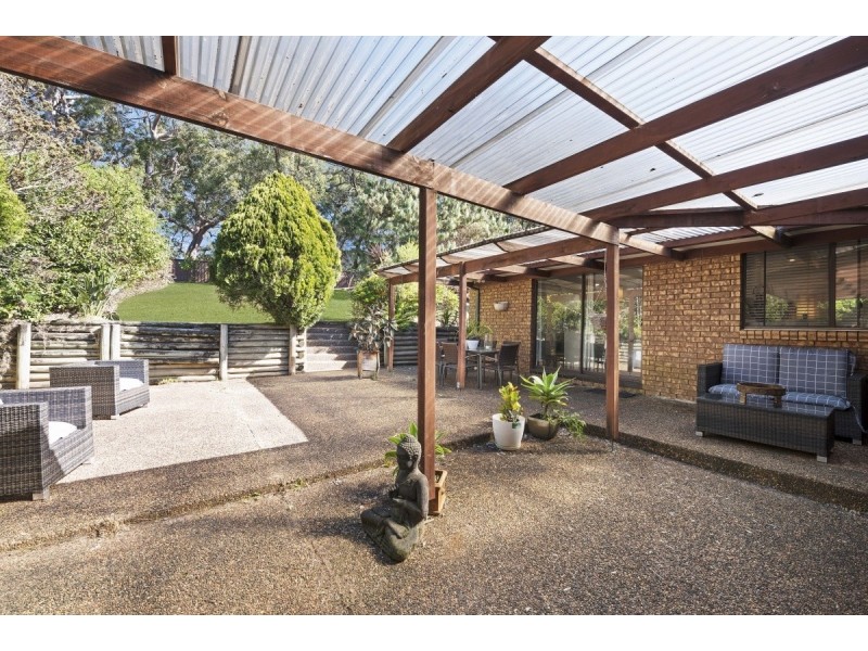 3 Redgum Close, Bateau Bay NSW 2261