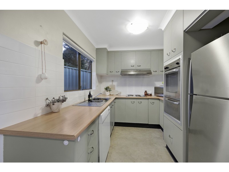 20 Berne Street, Bateau Bay NSW 2261