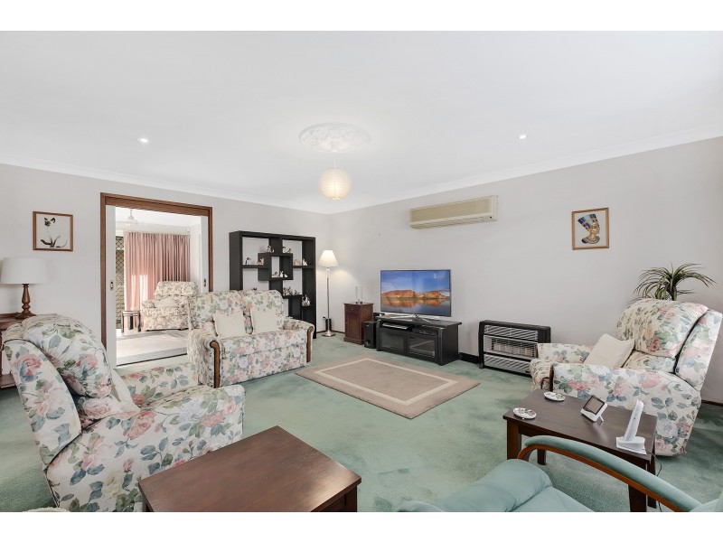 22 Barramundi Place, Bateau Bay NSW 2261