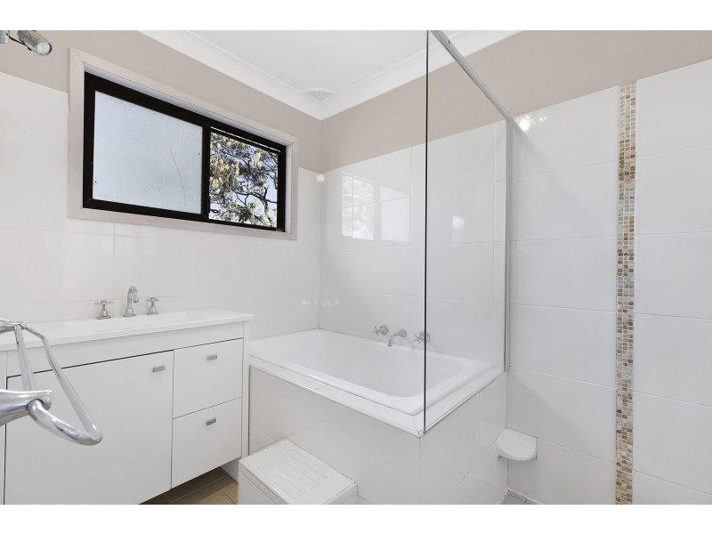 23 Rickard Street, Bateau Bay NSW 2261