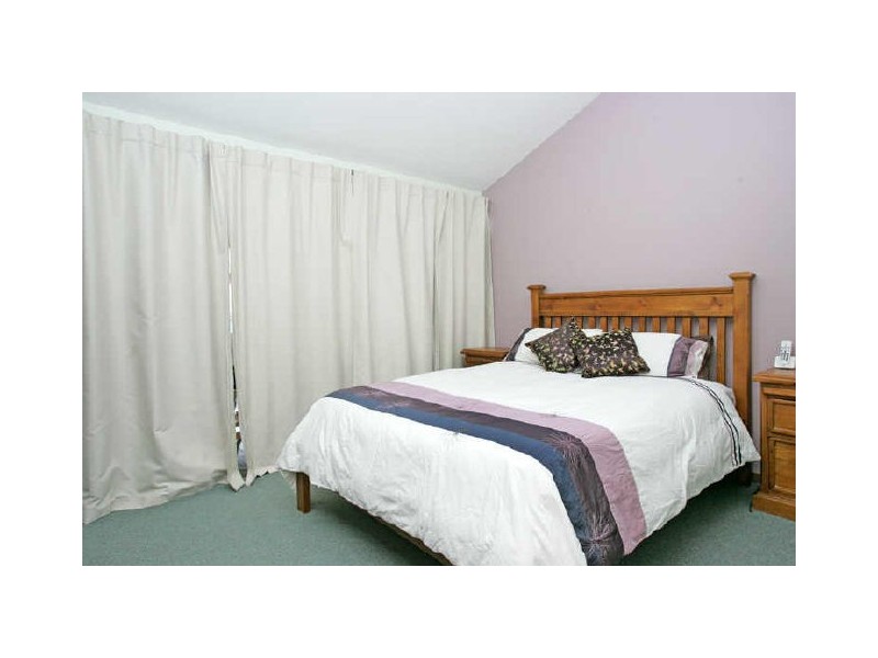 43 Belford Avenue, Bateau Bay NSW 2261