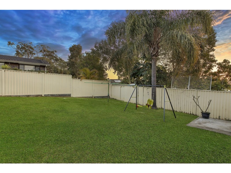 40 Premier Way, Bateau Bay NSW 2261