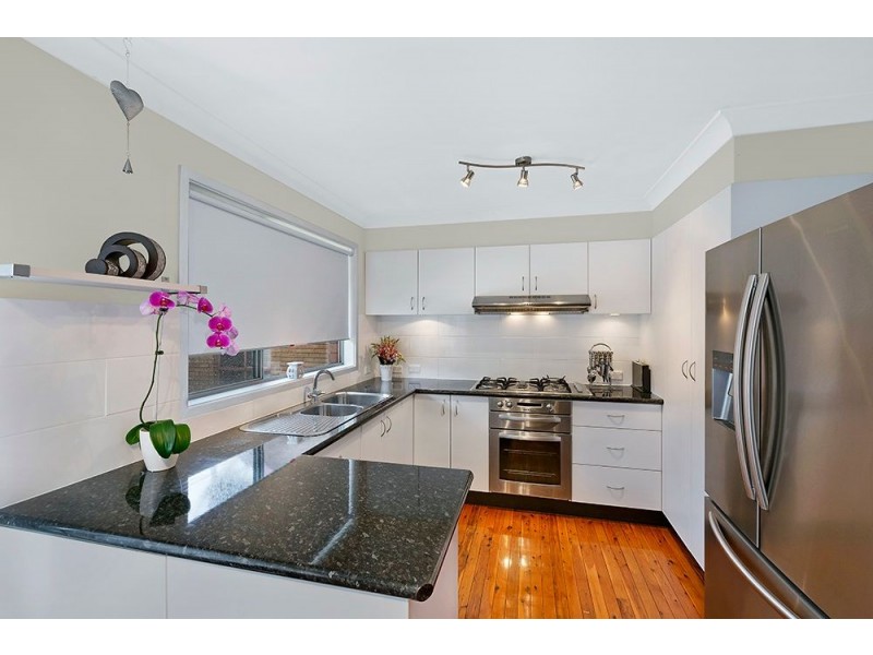 29 Fishermens Bend, Bateau Bay NSW 2261