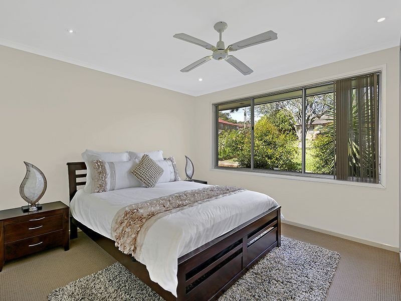 104 Cresthaven Avenue, Bateau Bay NSW 2261