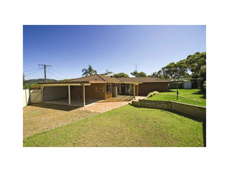 5 Belshaw Pl, Bateau Bay NSW 2261