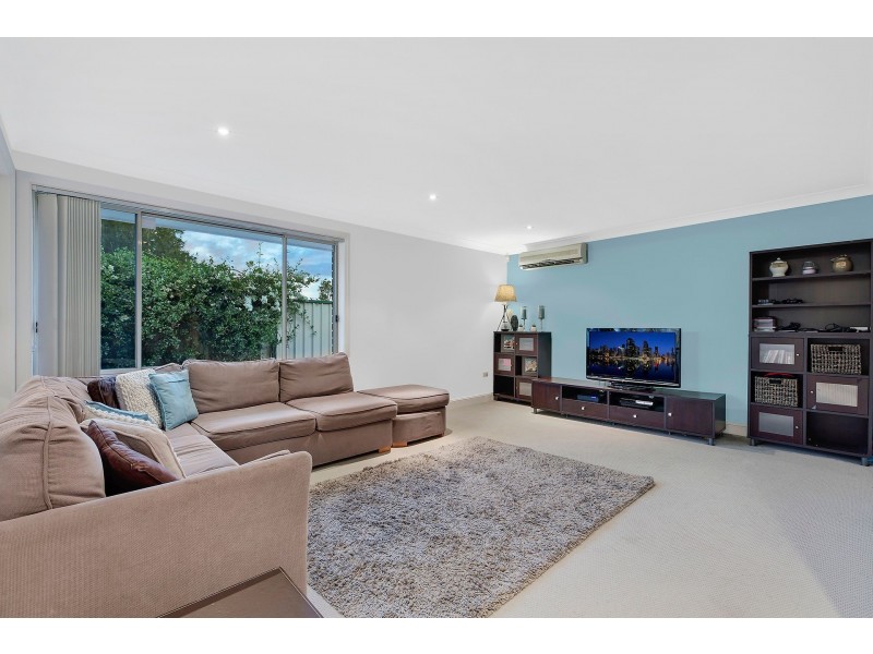 30 MacIntyre Street, Bateau Bay NSW 2261