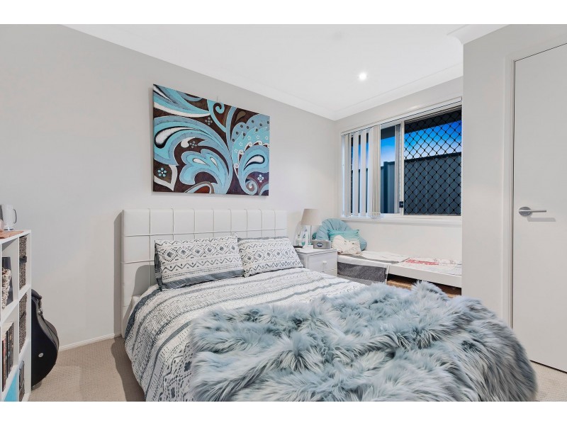 30 MacIntyre Street, Bateau Bay NSW 2261
