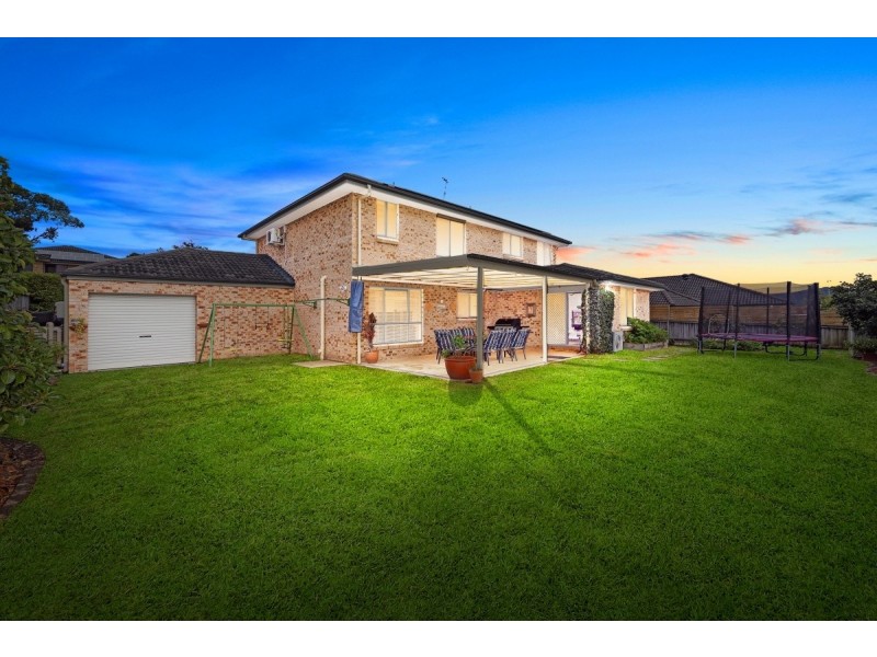18 Bataan Cct, Bateau Bay NSW 2261